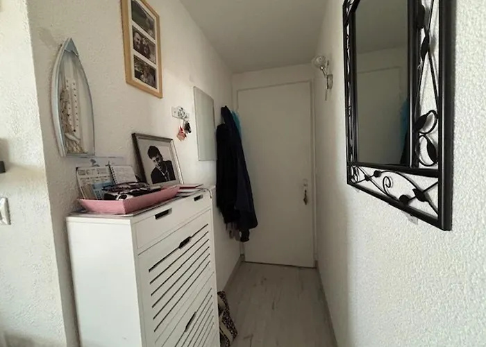 2 Pieces A Royan Avec Terrasse Et Parking Pres De La - Fr-1-494-218 Apartamento