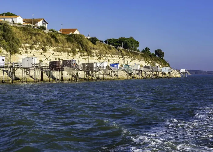 2 Pieces A Royan Avec Terrasse Et Parking Pres De La - Fr-1-494-218 شقة رويا