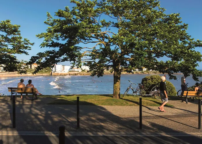 شقة 2 Pieces A Royan Avec Terrasse Et Parking Pres De La - Fr-1-494-218